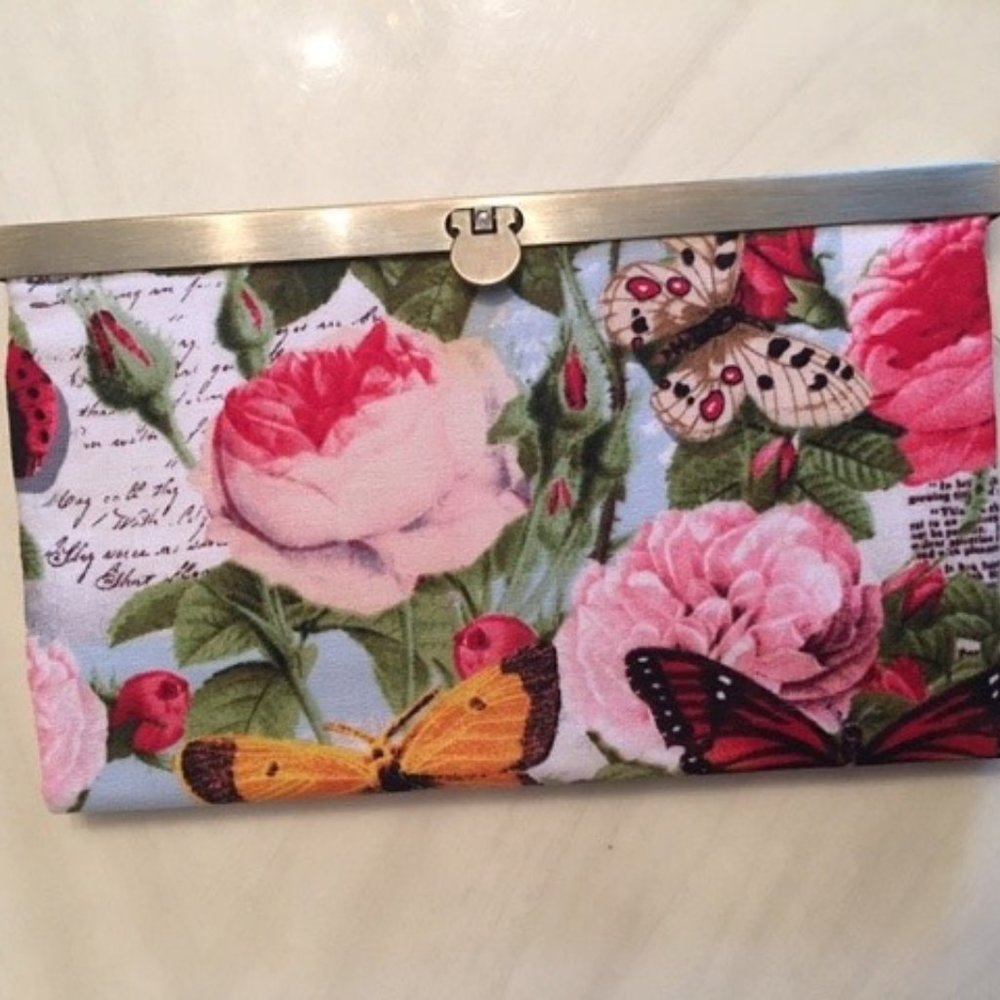 Women's Frame clutch Wallet zipper and card slots Butterflies - Handmade NEW